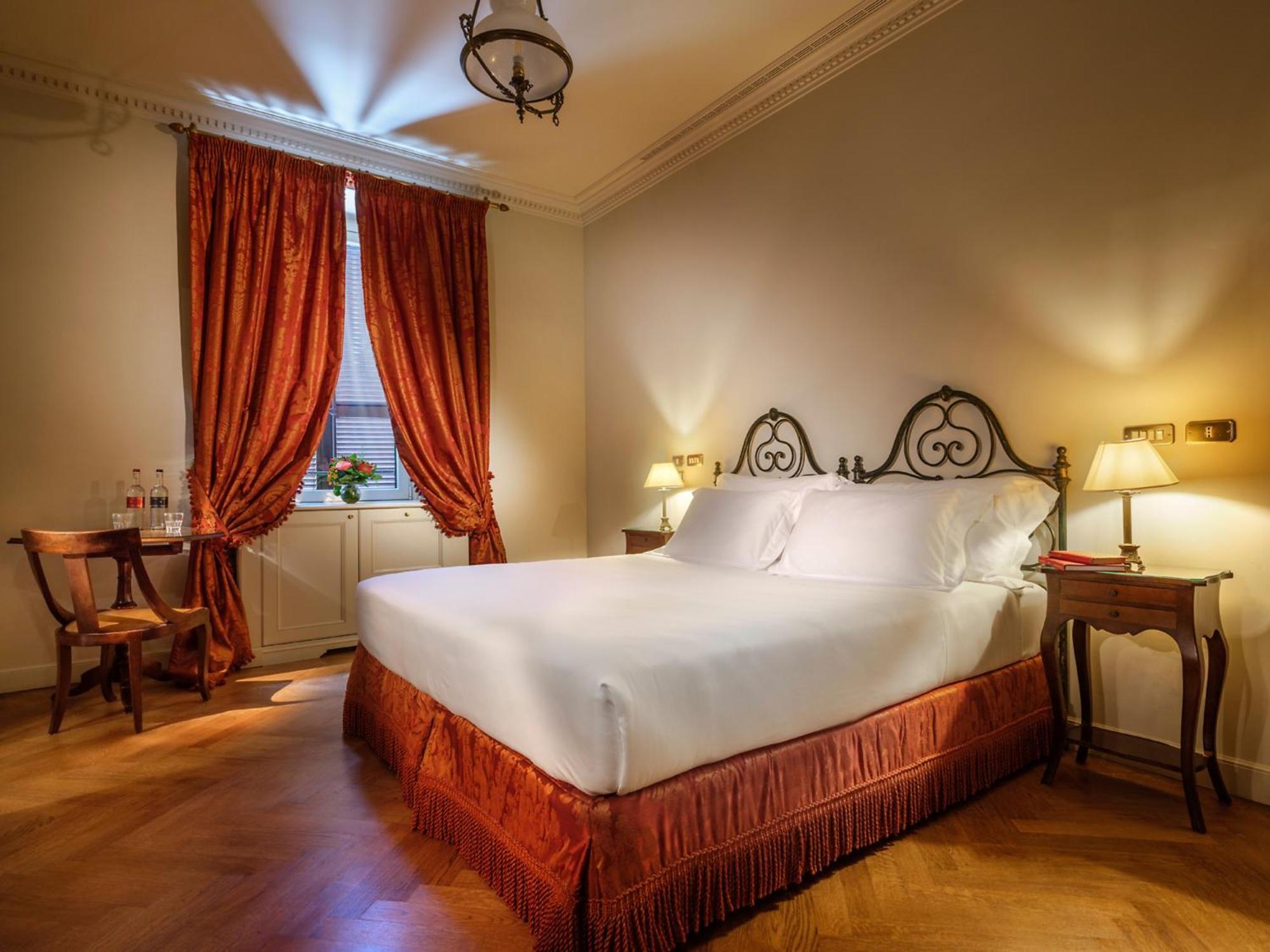 Quarto Superior com Cama de Casal ou 2 de Solteiro
