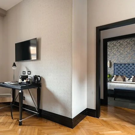 Unica Suites Rome-3