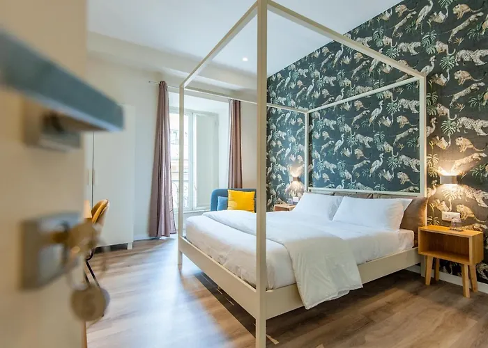  Design 18 Charming Rooms
