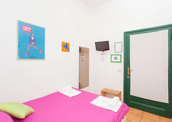  Meltin' Rome Guest House