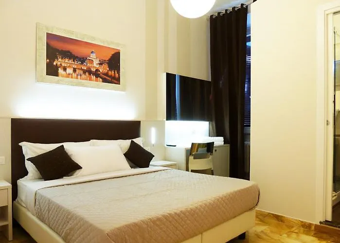 Boutique hotel only: Manila Inn