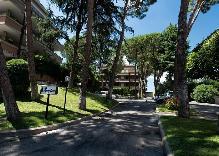 Hotel con piscina: Park Hotel Blanc Et Noir